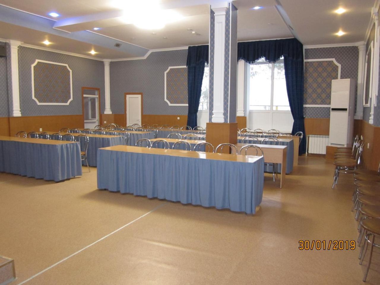 Aktobe Hotel Exterior photo